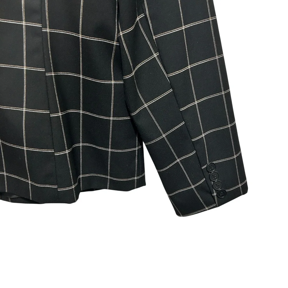 Liz Claiborne liz claiborne